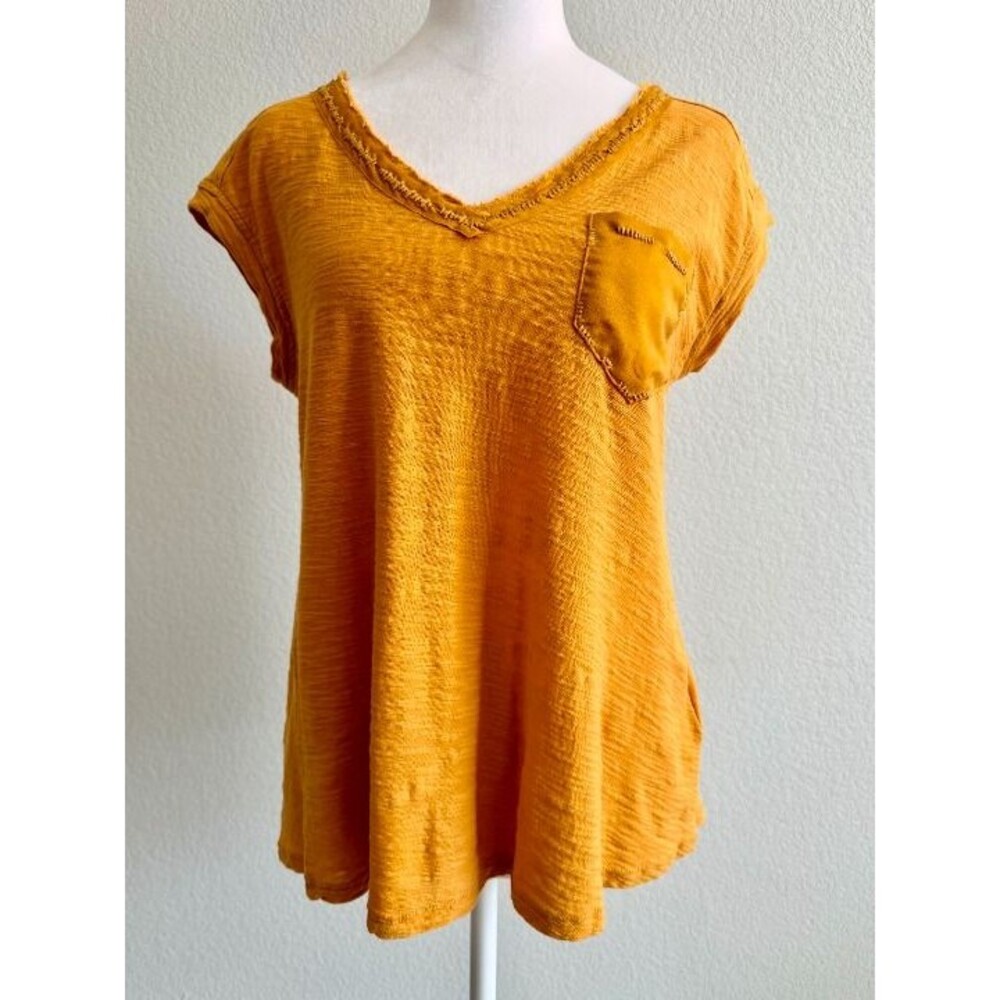 Cloth & Stone Anthropologie Mustard Draya Frayed V-Neck Pocket Tee S